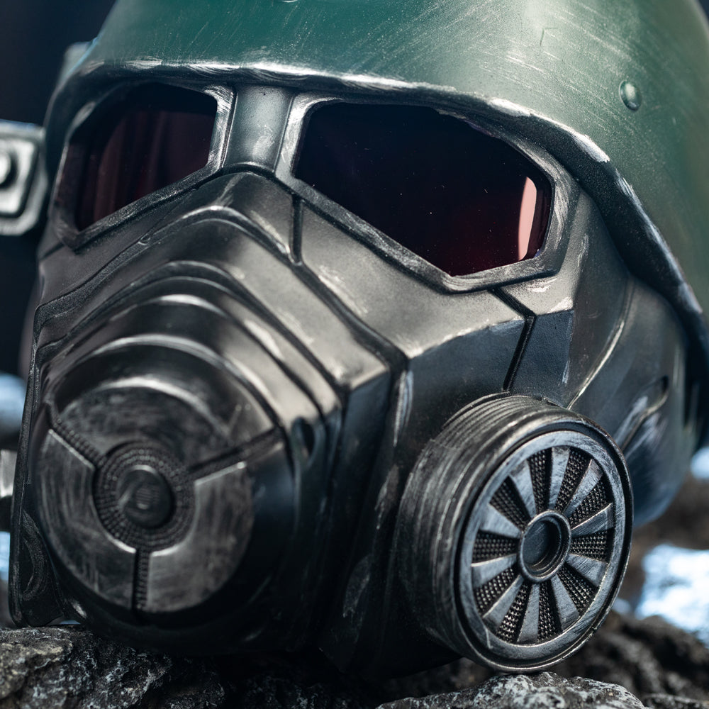 Xcoser Fallout 4 Veteran Ranger Helmet