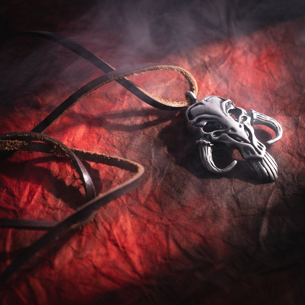 【New Arrival】Xcoser The Mandalorian Totem Metal Necklace